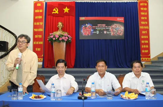 Chờ cuộc gặp thượng đỉnh
