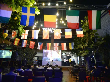 Được và mất sau một mùa Euro