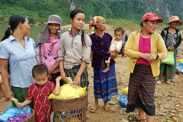 Gần 60 tỷ đồng ủng hộ đồng bào vùng lũ