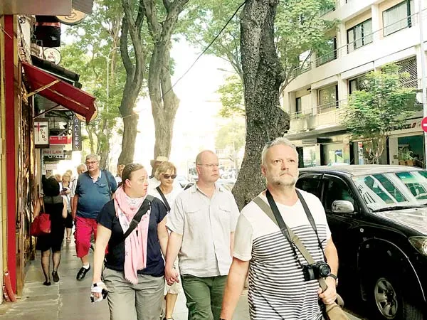 Tìm giải pháp căn cơ cho quy hoạch vỉa hè
