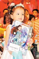 Hội thi “Búp bê xinh 2006”