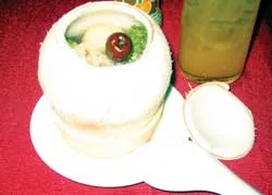 Súp dừa xiêm