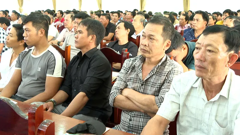 Ngư dân của ba xã Long Hải, Phước Hải và Bình Châu tham gia huấn luyện.