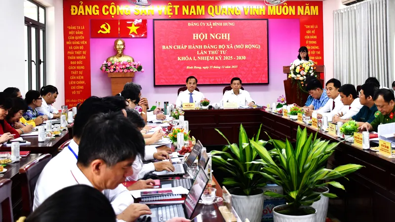 Các đại biểu tham dự hội nghị