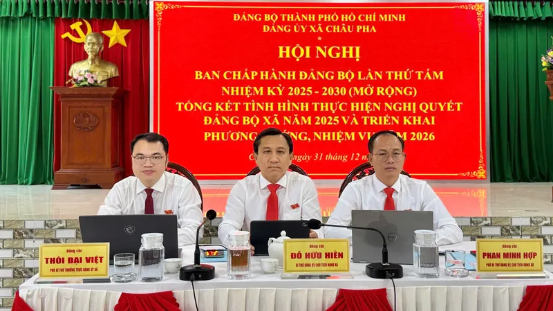 Ban Thường vụ Đảng ủy xã Châu Pha chủ trì hội nghị