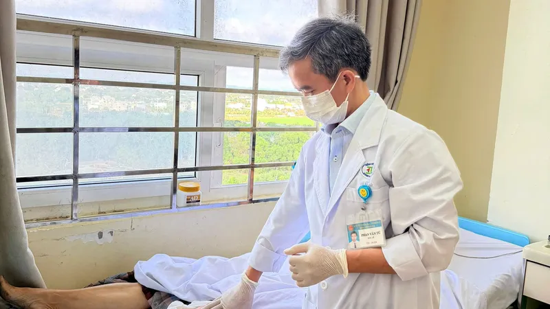 Bệnh viện Đa khoa Bà Rịa tranh thủ "thời gian vàng" cứu người phụ nữ khỏi nguy cơ cắt chi