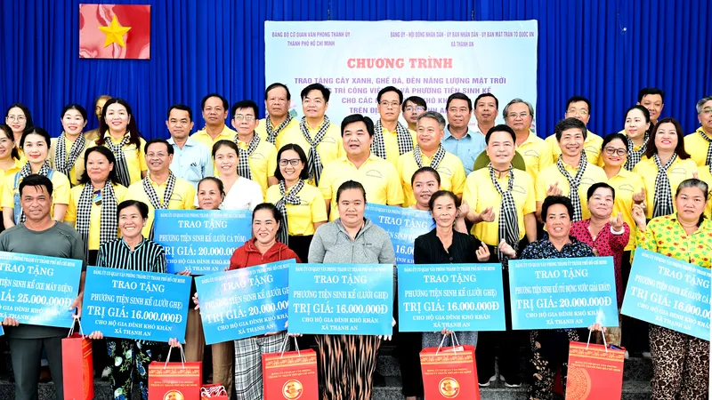 Hỗ trợ sinh kế cho hộ nghèo ở xã đảo