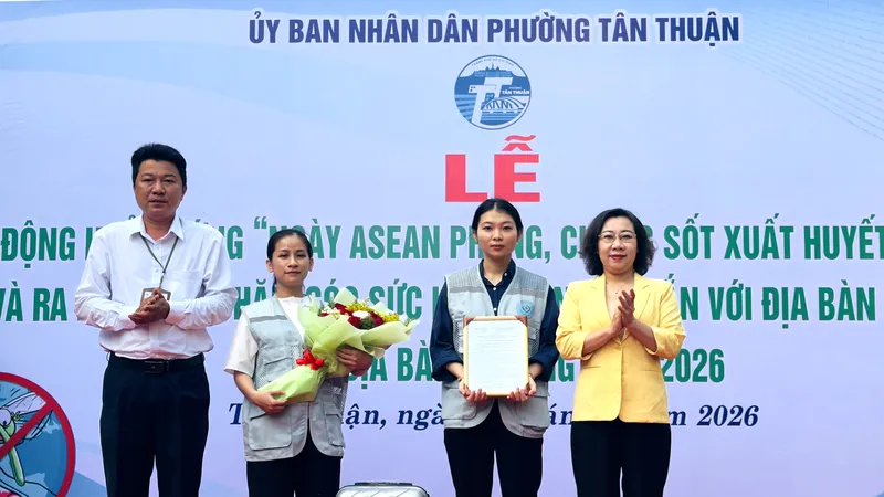 Phường Tân Thuận ra mắt “Đội chăm sóc sức khỏe liên tục gắn với địa bàn dân cư”
