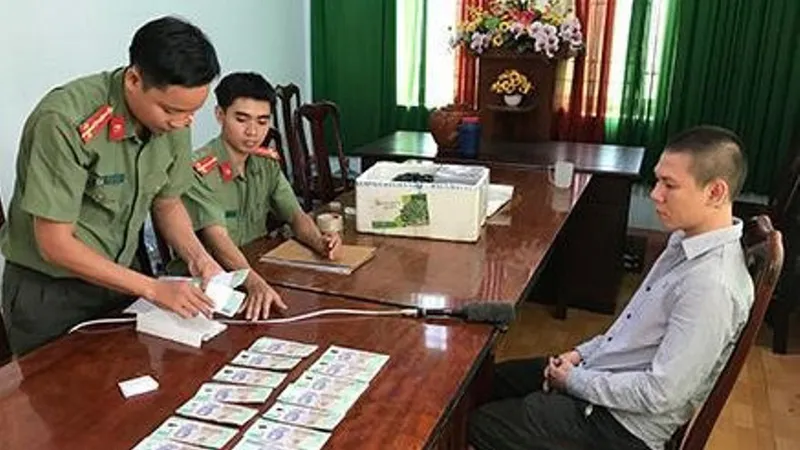 Truy tố 16 đối tượng trong đường dây làm tiền giả quy mô lớn