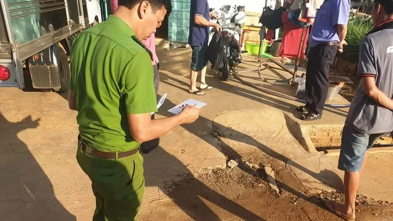 Thanh niên bị đâm tử vong vì nghi đánh bài gian lận