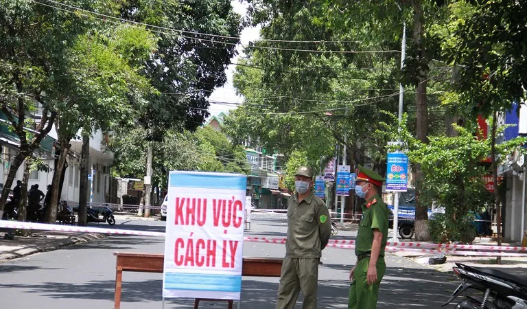 Truy vết, cách ly nhiều trường hợp đi cùng xe với bệnh nhân nghi mắc Covid-19 ở Gia Lai