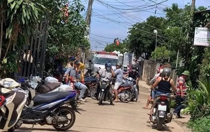 Đâm chết bạn tình vì nghi nhiễm HIV và cố tình lây cho mình