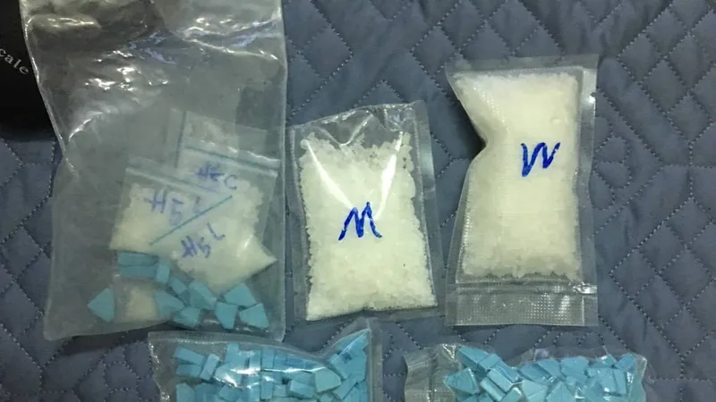 Khởi tố 4 đối tượng mua bán, sử dụng trái phép chất ma túy