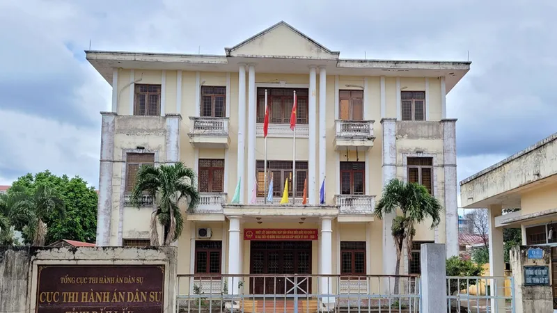 Kỷ luật nguyên Cục trưởng Cục Thi hành án Dân sự Đắk Lắk