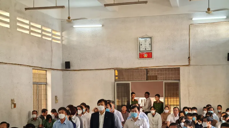 Xét xử cựu Giám đốc Sở Y tế Đắk Lắk cùng 15 thuộc cấp sai phạm trong đấu thầu thuốc