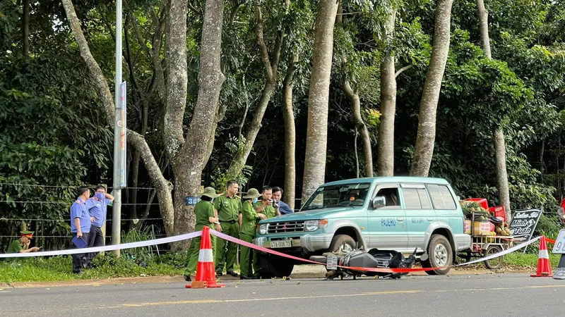 Mới ra tù, thanh niên đâm chết tài xế ô tô vì va quẹt xe