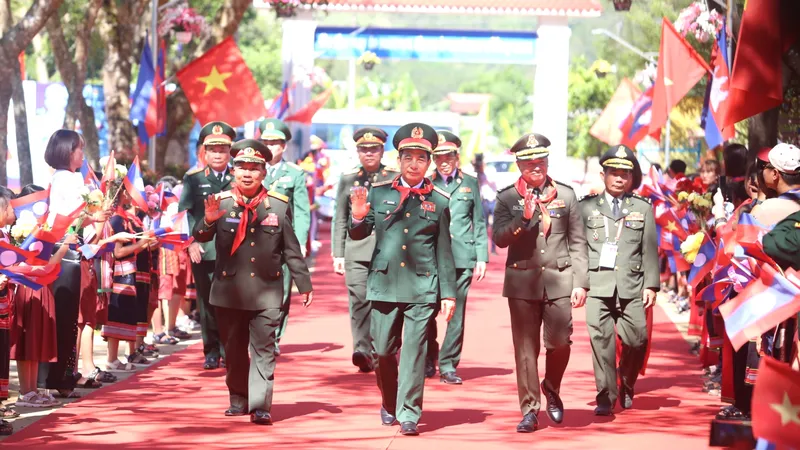 Giao lưu hữu nghị quốc phòng biên giới Việt Nam - Lào - Campuchia lần thứ nhất