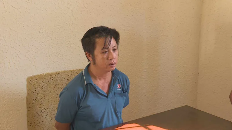 Bắt đối tượng cho vay nặng lãi dùng dao tấn công công an