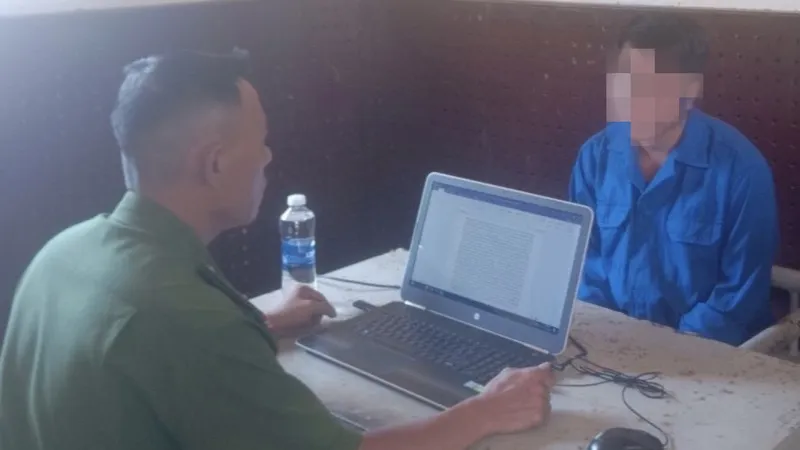 Bắt đối tượng truy nã đặc biệt nguy hiểm đang lẩn trốn nước Lào 