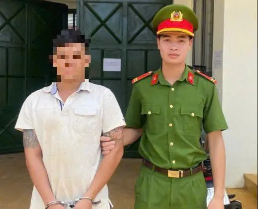Bắt 2 nhân viên tham ô hơn 700 triệu đồng của doanh nghiệp