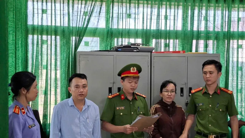 Đắk Lắk: Khởi tố bắt tạm giam cựu kế toán xã tham ô gần 200 triệu đồng