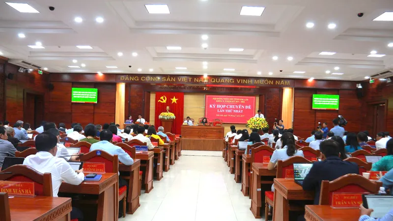 Đắk Lắk: Hơn 50 tỷ đồng hỗ trợ nơi ở và đi lại cho cán bộ