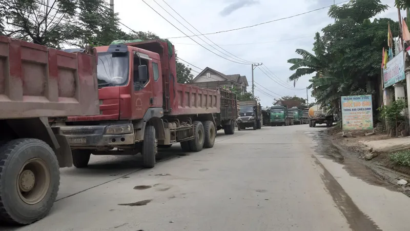 Người dân Đà Nẵng chặn xe để phản đối việc gây ô nhiễm