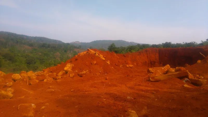 Phát hiện nhiều điểm khai thác đá trái phép ở Gia Lai