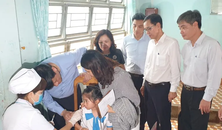 Tiêm phòng bạch hầu ở Gia Lai