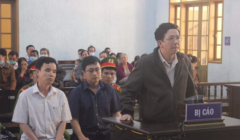 Các bị cáo tại phiên tòa