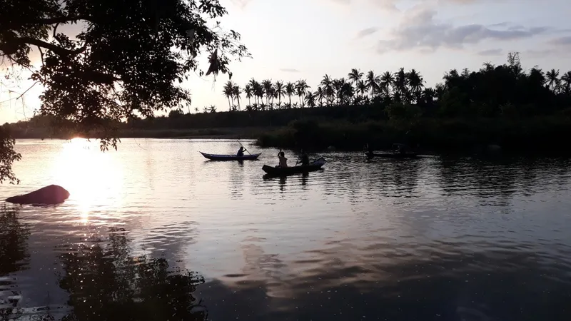 2 học sinh đuối nước trên sông Ba