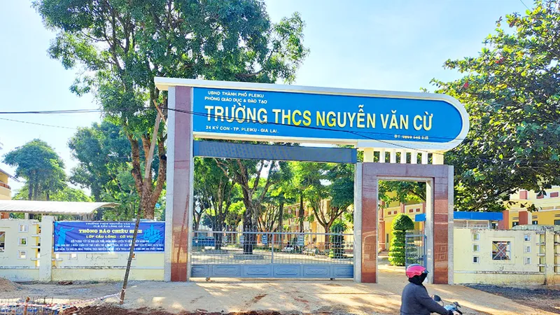 Ngã từ tầng 3 xuống đất, một học sinh lớp 8 tử vong 