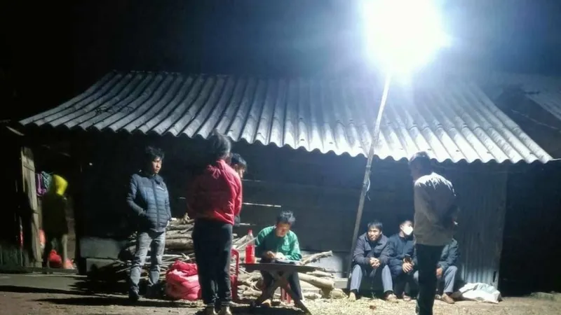 3 chị em ruột tử vong dưới ao nước