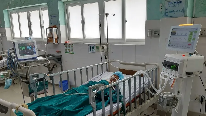Nổ đầu đạn khiến 3 người tử vong, 3 người bị thương
