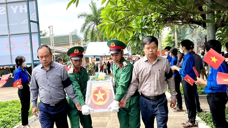 Truy điệu 22 hài cốt liệt sĩ ở Gia Lai