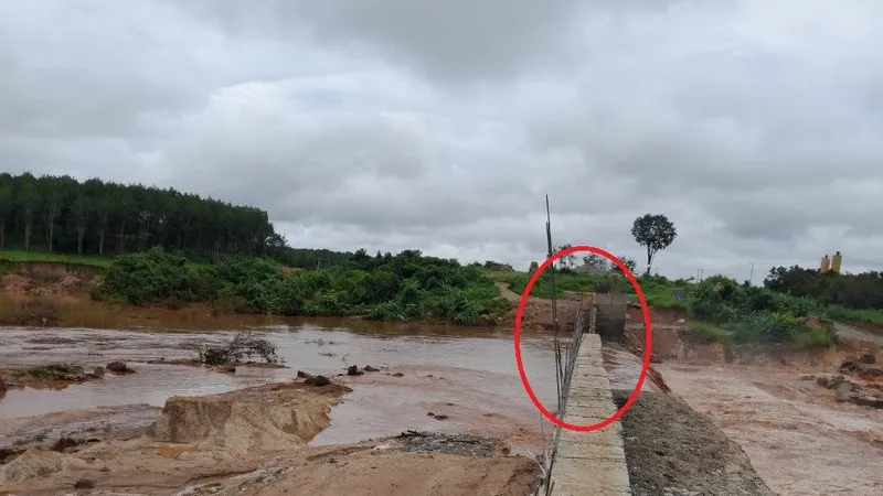 Vụ sự cố tại Thủy điện Ia Glae 2: Tường bê tông phục vụ thi công đập tràn bị cuốn trôi