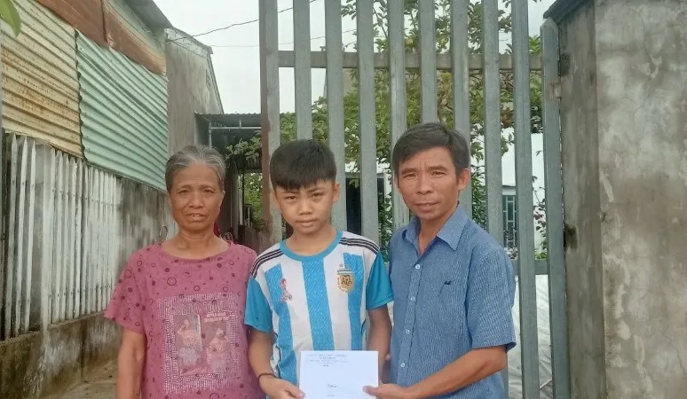 Bạn đọc SGGP hỗ trợ tiền, gia đình mua bò về nuôi