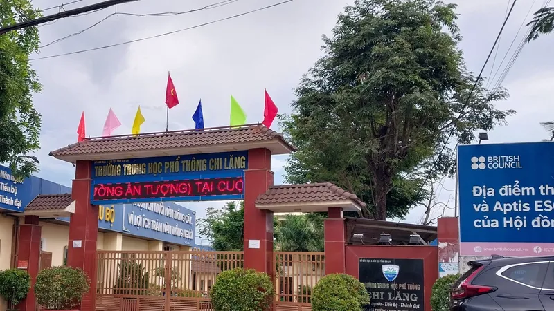 19 học sinh nhập viện sau khi ăn tại bếp ăn tập thể của trường