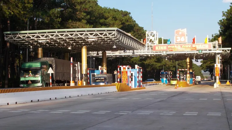 Gia Lai: 174 xe ô tô được giảm giá vé khi qua trạm thu phí 