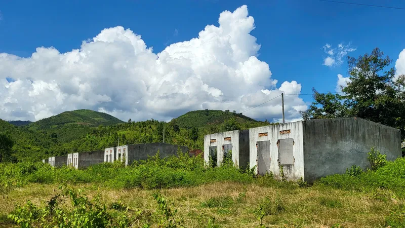 Kon Tum: Dân “chê” nhà ở khu tái định cư
