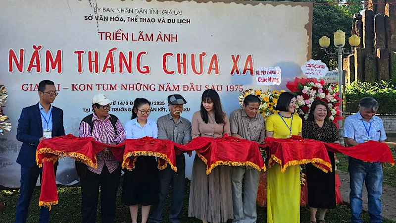 Triển lãm chào mừng kỷ niệm 50 năm Ngày Giải phóng tỉnh Gia Lai