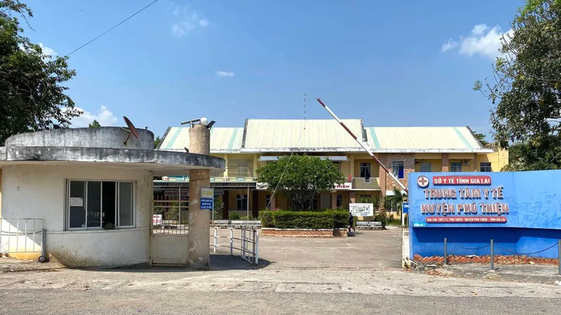 Điều khiển xe múc vô ý làm chết người 