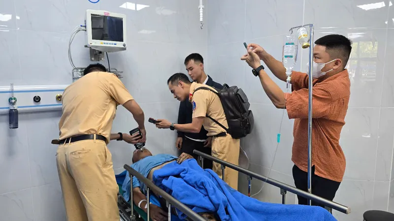 Vụ xe chở học sinh bị lật ở Gia Lai: Tài xế không có nồng độ cồn 