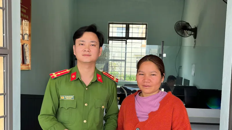 Trao tiền hỗ trợ đợt 2 cho em Rah Lan Thư đi chữa bệnh hiểm nghèo