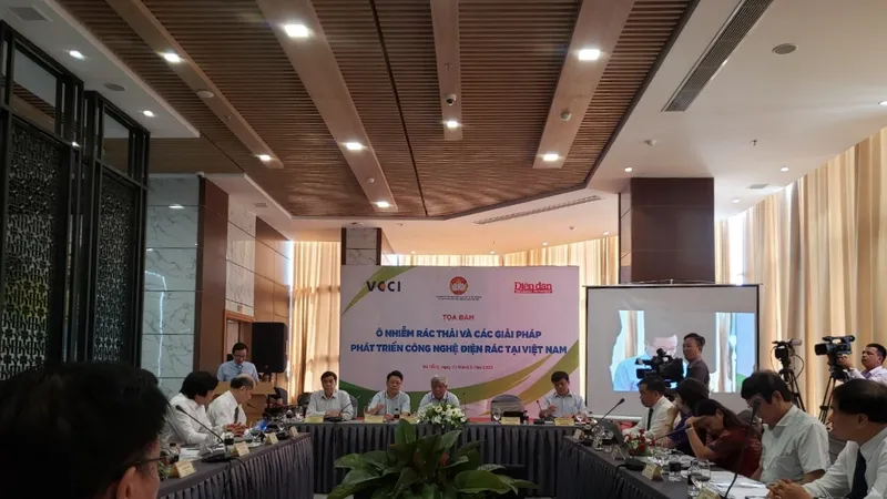 Tọa đàm ô nhiễm rác thải và giải pháp phát triển công nghệ điện rác tại Việt Nam