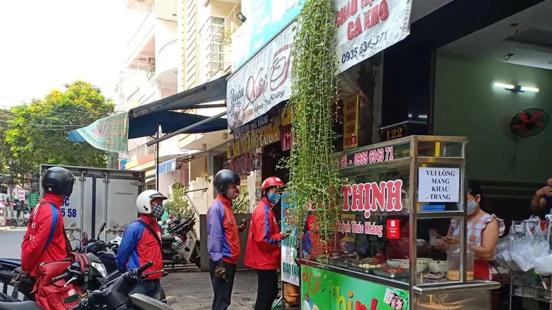 Các cơ sở kinh doanh thức uống đều tuân thủ quy định phòng chống dịch Covid-19