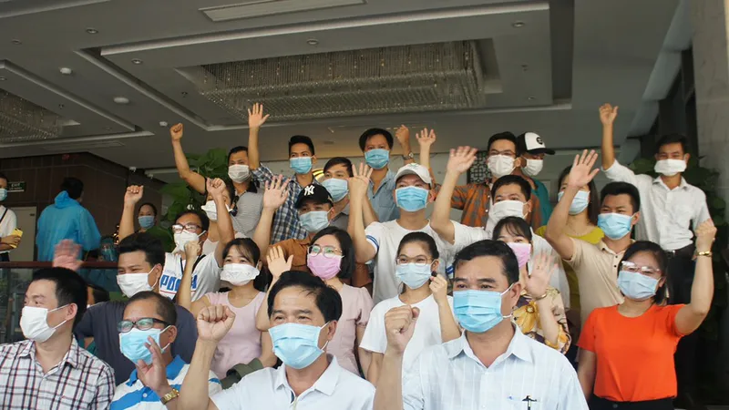 Đoàn y bác sĩ Thừa Thiên-Huế lên đường trở về