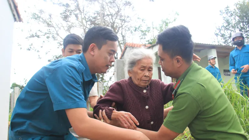Đà Nẵng “chạy đua” chống cơn bão số 13