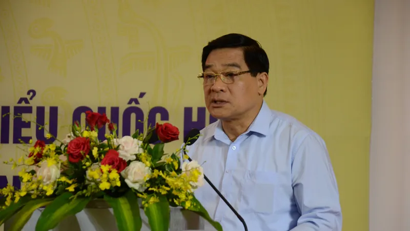 Ông Hà Ngọc Chiến, Ủy viên Trung ương Đảng, Chủ tịch Hội đồng Dân tộc của Quốc hội phát biểu tại hội nghị