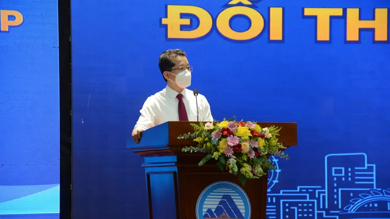 Ông Nguyễn Văn Quảng, Bí thư Thành ủy Đà Nẵng phát biểu bế mạc chiều 24-9